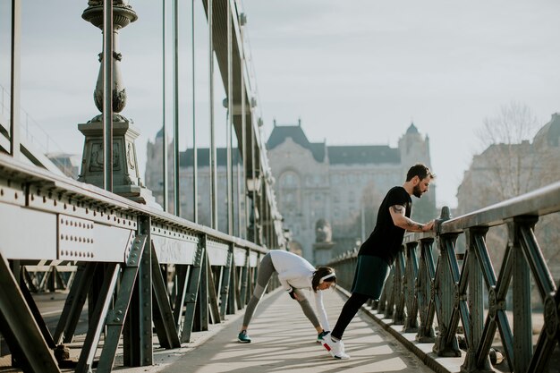 Young couple have training in urban enviroment