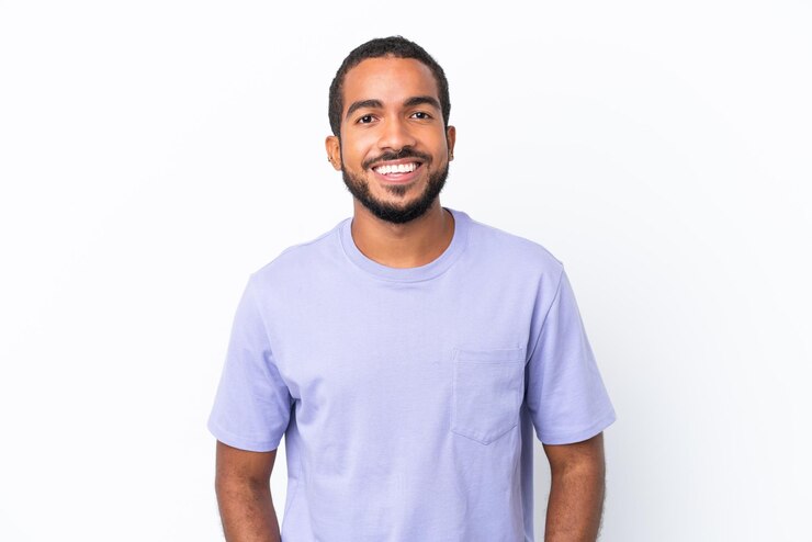 Photo young ecuadorian man isolated on white background laughing
