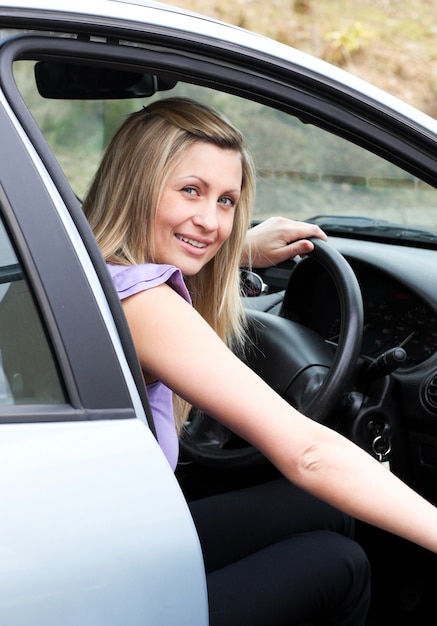 若い、女性、運転手、車輪