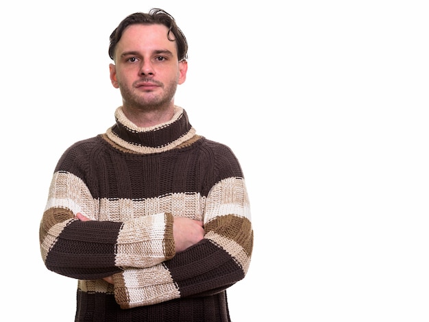 Photo young man with arms crossed