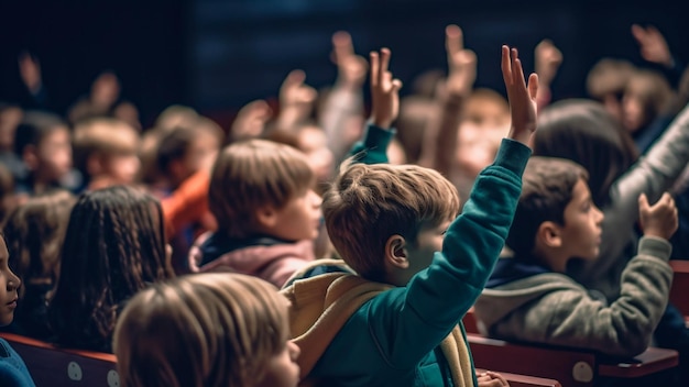 초등학교 교실의 어린 학생들이 간절히 손을 들고 있습니다. Generative AI