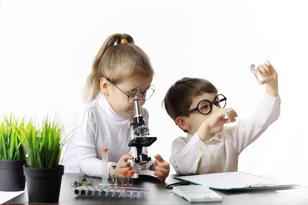 Young scientists chemists. Children's vocational guidance. Choice of profession. Doctor, laboratory assistant, chemist.