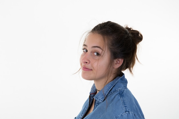 Photo young student woman posing