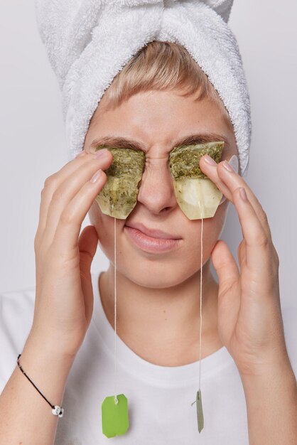 How can Tea Bags help to get rid of dark circles around the eyes