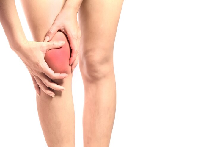 Photo young woman papation on knee joint with knee sprain or osteoarthritis knee joint