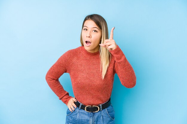 Young woman posing having an idea