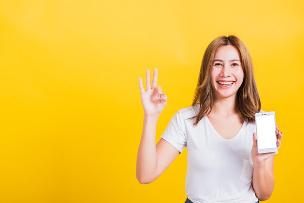 Young woman smiling