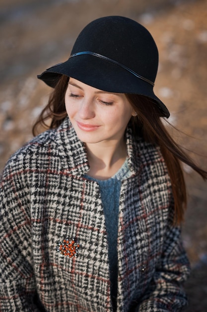 A young woman on a spring walk 3517