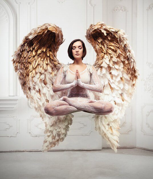 Photo young woman yoga levitation and meditation