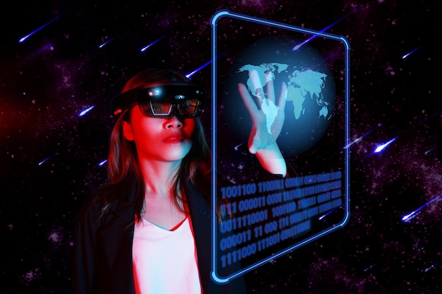 Фото Молодые женщины-предприниматели контролируют передовые технологии в мире галактики ар-вр.
