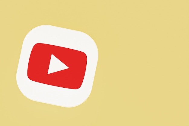 Youtube application logo 3d rendering on yellow background