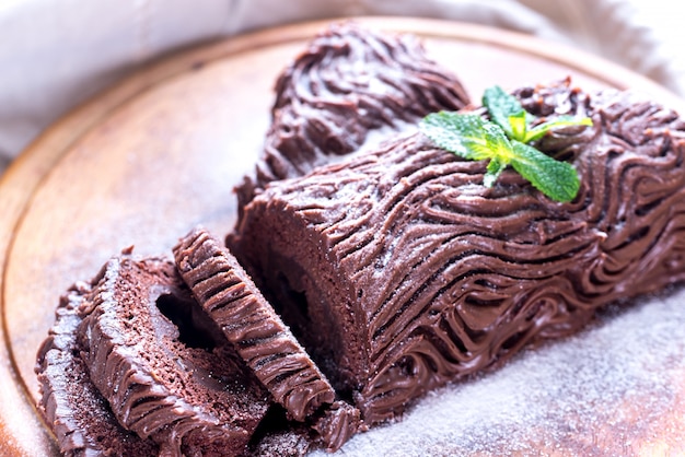 Yule log op de houten plank