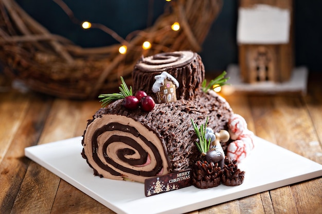 Yule log roll cake voor Kerstmis