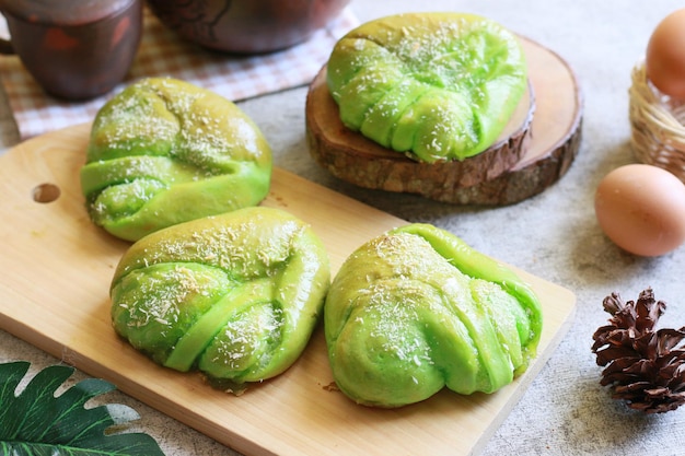 zacht brood gevuld met kokos kokosbrood is perfect voor het ontbijt