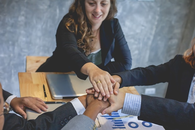 zakelijk teamwerk om samen te werken in het werk in de onderneming.