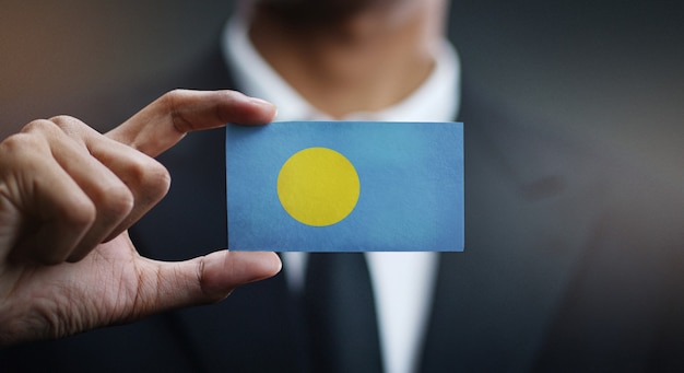 Zakenman Holding Card Palau Flag