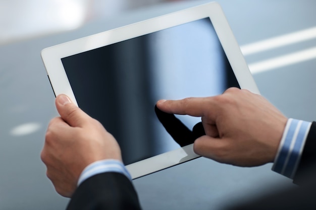 Foto zakenman met digitale tablet