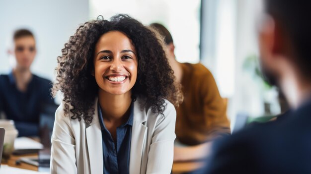 Zakenvrouw geselecteerd focus in conferentiezaal