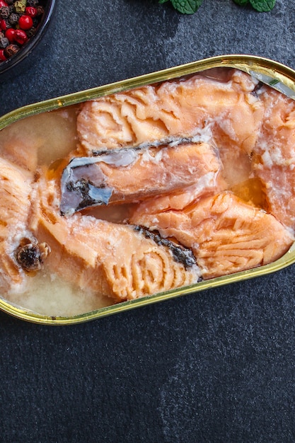 zalm in blik, visconserven