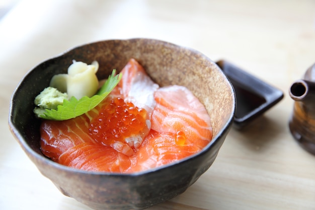 Zalm sushi don