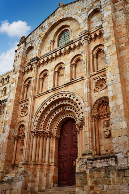 스페인의 사모라 산 살바도르 대성당