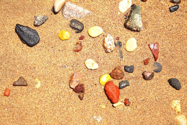 Zand en natte kiezelsteen