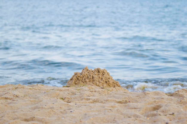 Zandkasteel op het strand
