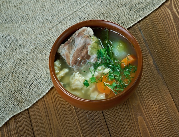 Zatiruha - Russian peasant soup with the dough