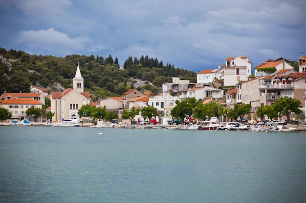 Zaton kroatië uitzicht vanaf de zee