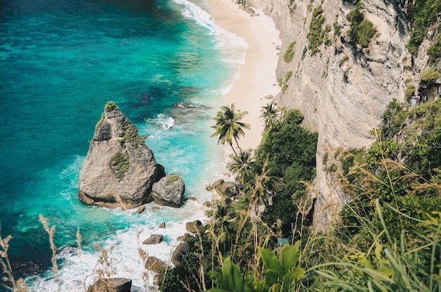 Zeer mooi strand op het eiland Nusa Penida Bali Indonesia