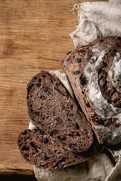 Zelfgemaakt chocoladebrood