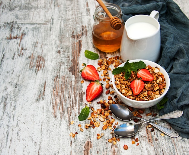 Zelfgemaakte gebakken muesli