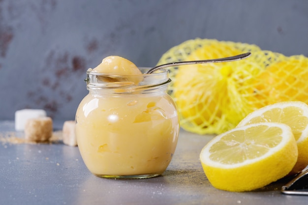 Zelfgemaakte Lemon Curd