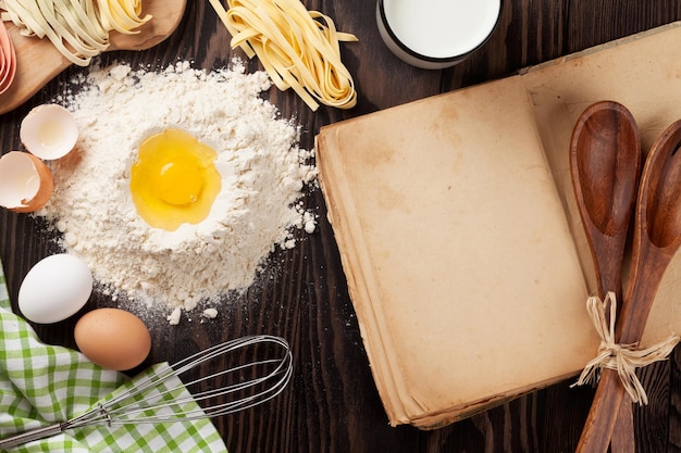 Zelfgemaakte pasta koken