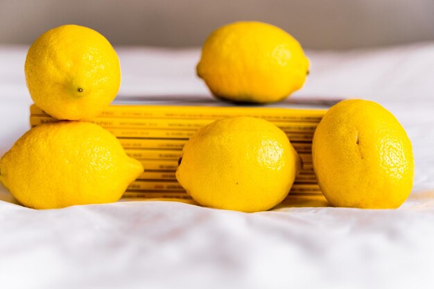 Zestful citrus beauty vibrant lemons in closeup a splash of freshness for your senses