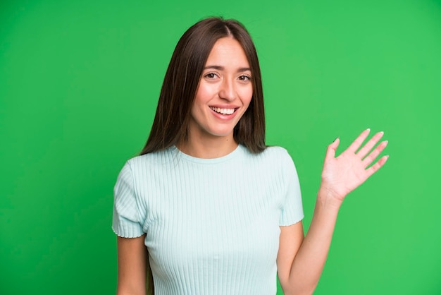 zich blij verrast en opgewekt voelen met een positieve houding een oplossing of idee realiseren