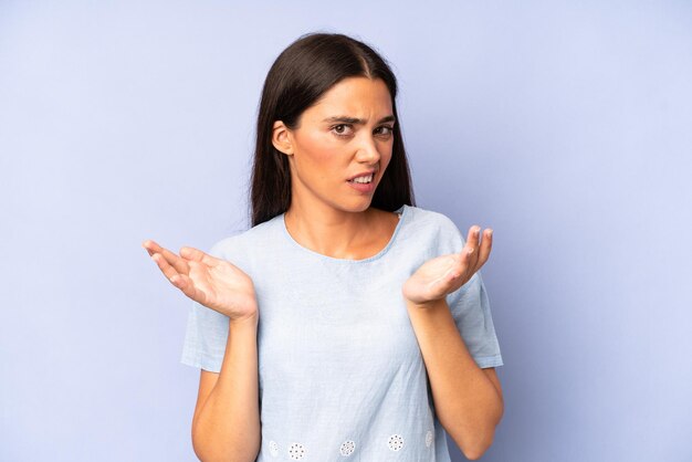 Zich geen idee en verward voelen, niet zeker welke keuze of optie je moet kiezen, je afvragend