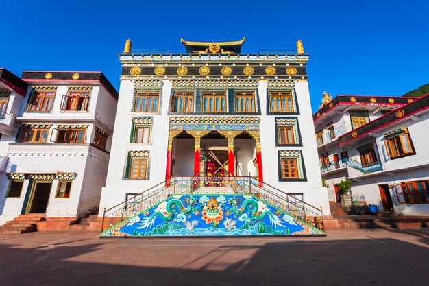 Foto monastero di zigar drukpa kargyud rewalsar