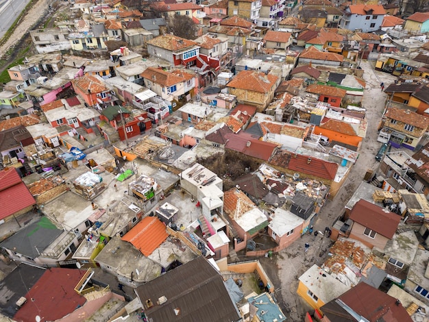 Zigeuner sloppenwijk Maksuda in Varna Bulgarije luchtfoto