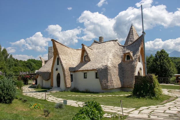 Zine Castle. Замок как в сказке