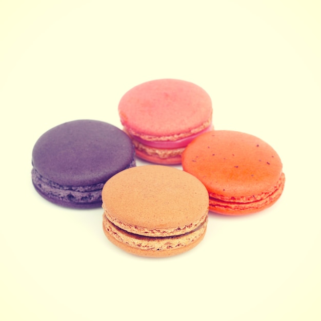 Zoete en kleurrijke Franse macarons retro-vintage stijl