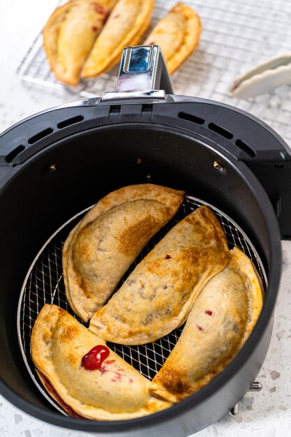 Zoete Kers Empanadas in Airfryer