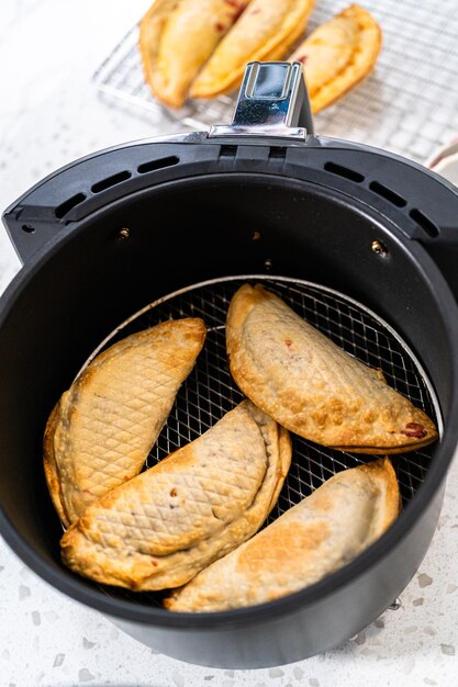 Zoete Kers Empanadas in Airfryer