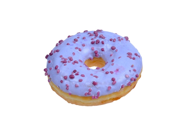 Zoete smakelijke doughnut die op wit wordt geïsoleerd