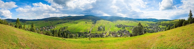 Zomer berglandschap panorama