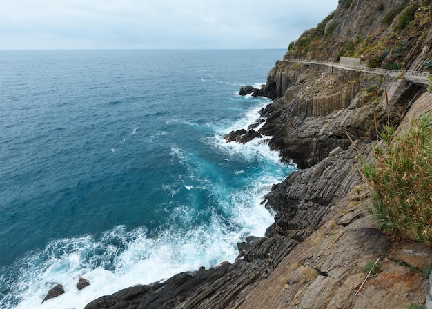 Zomer buitenwijken van Riomaggiore Cinque Terre