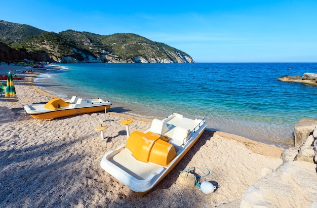 Zomer zee strand Contrada Mattinatella Gargano schiereiland in Puglia Italië