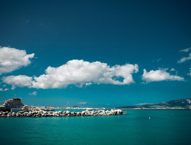 Zomerdag, Griekenland, Zakynthos eiland - zee, lucht, vakantie.