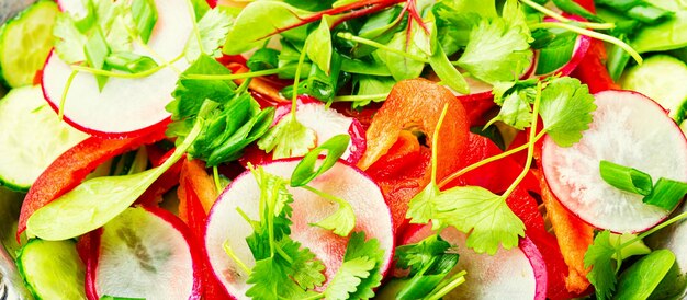 Zomerse vegan salade