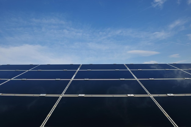 zonnepaneel hernieuwbare eco energieveld